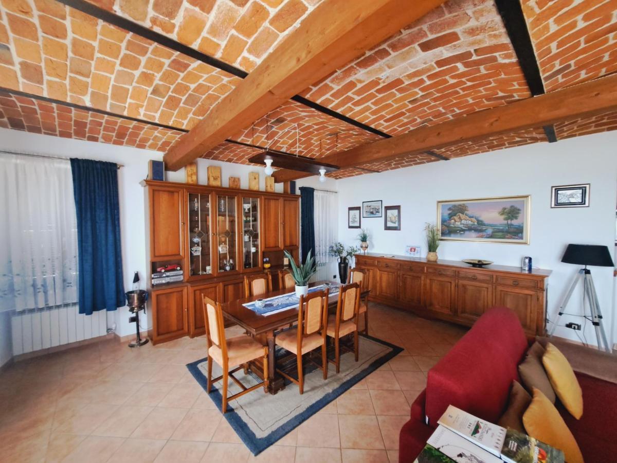 Casa Maya San Martino Alfieri ภายนอก รูปภาพ