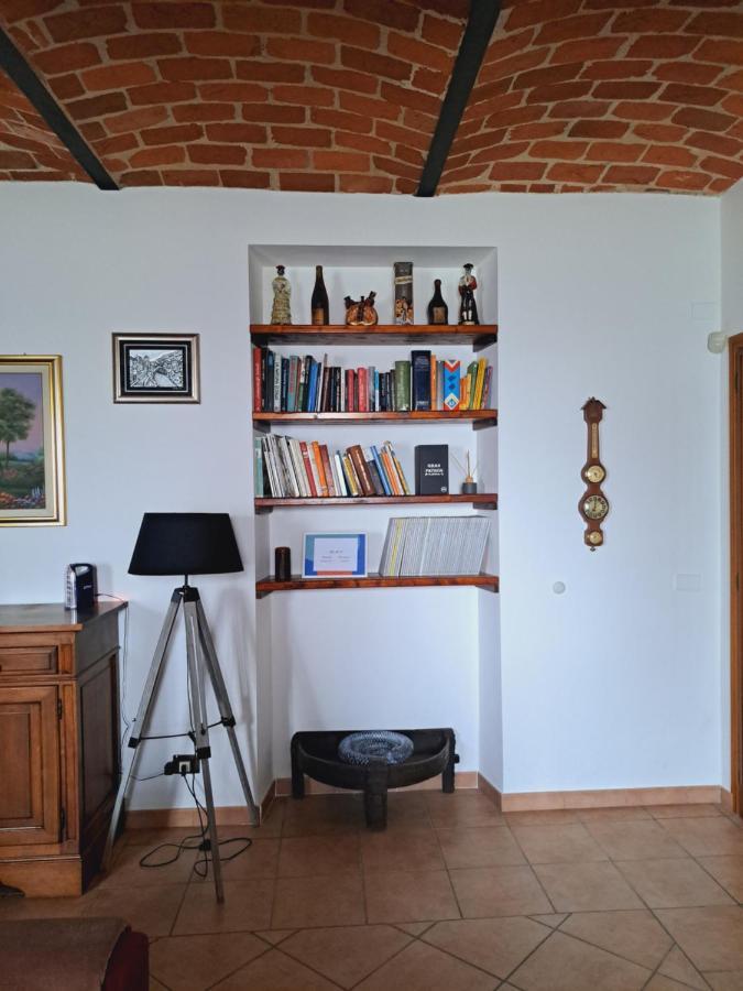 Casa Maya San Martino Alfieri ภายนอก รูปภาพ