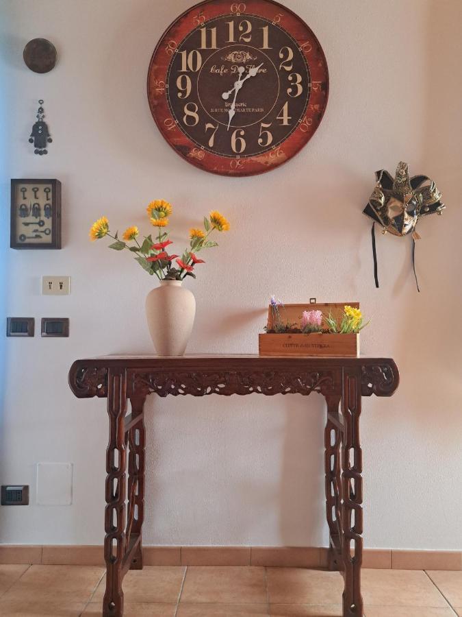 Casa Maya San Martino Alfieri ภายนอก รูปภาพ