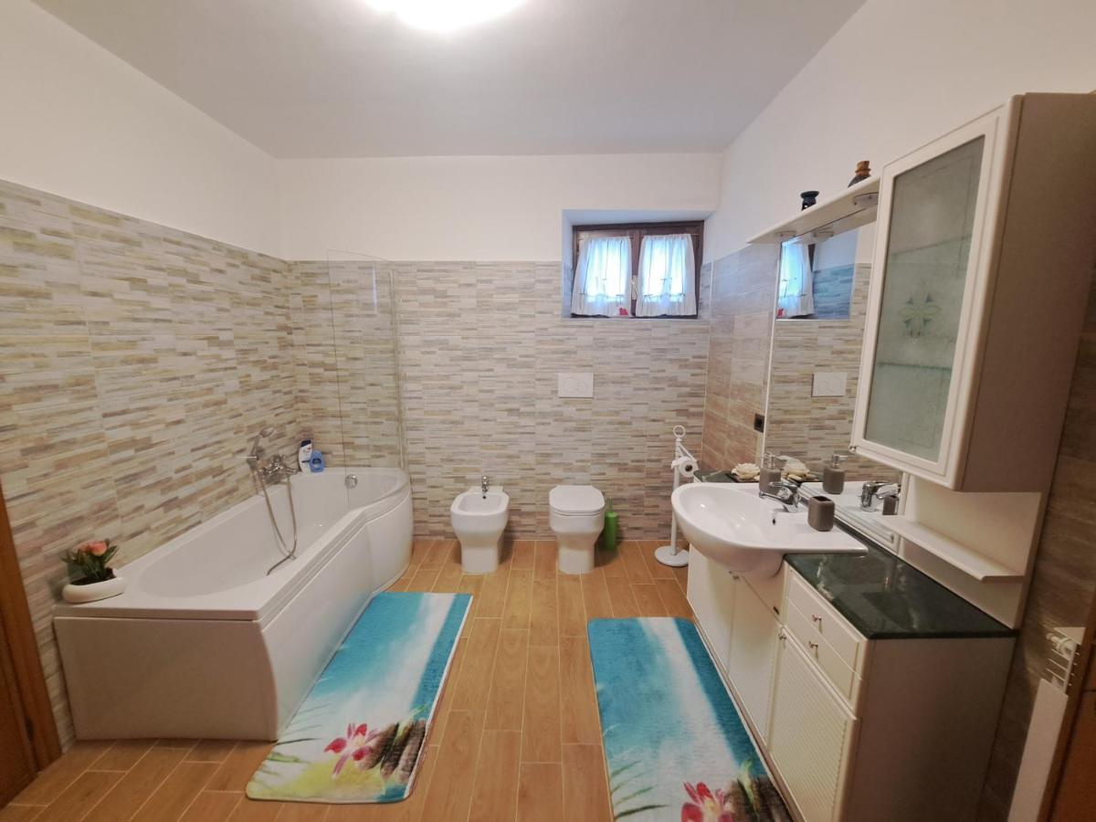 Casa Maya San Martino Alfieri ภายนอก รูปภาพ