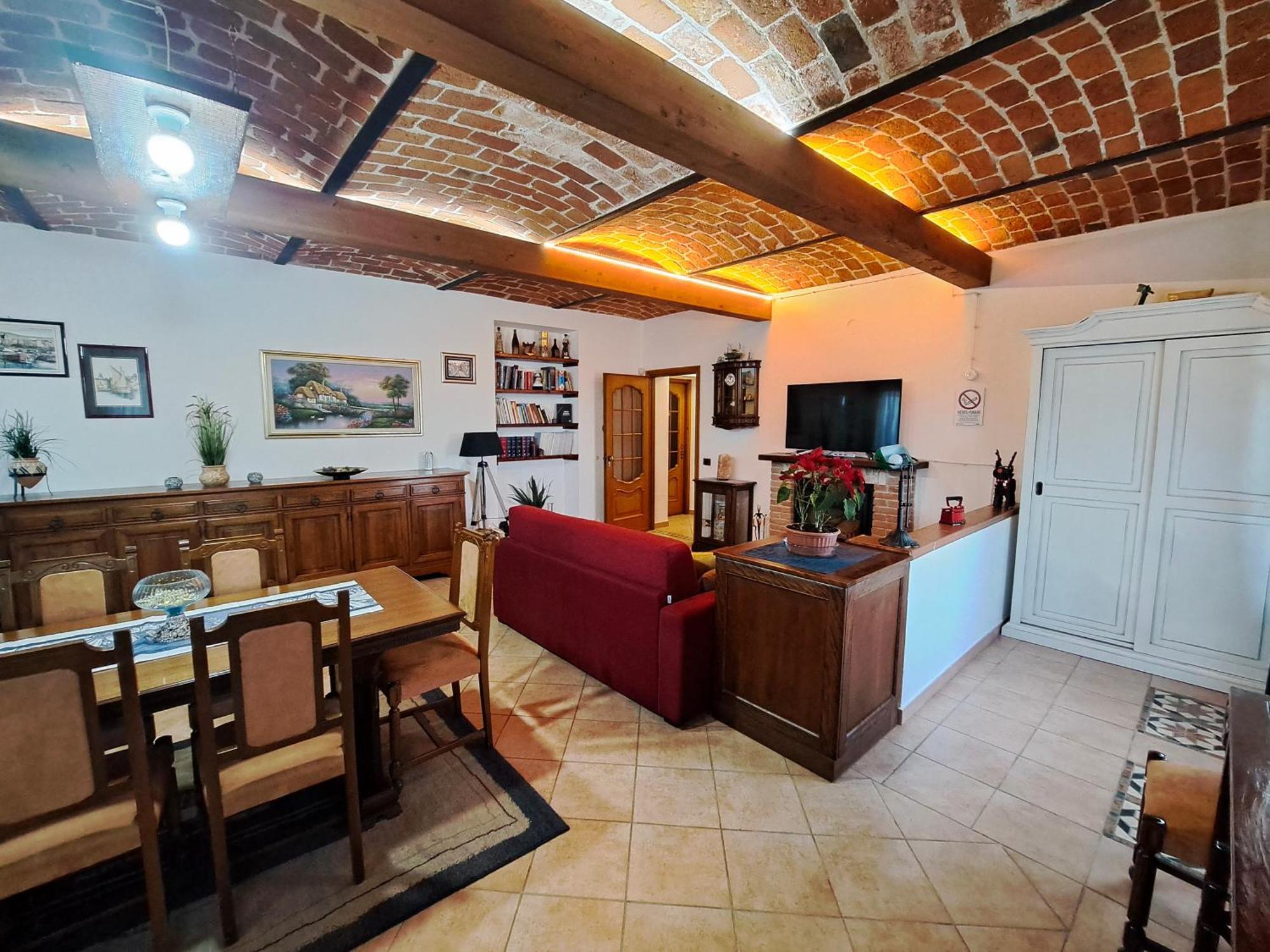 Casa Maya San Martino Alfieri ภายนอก รูปภาพ